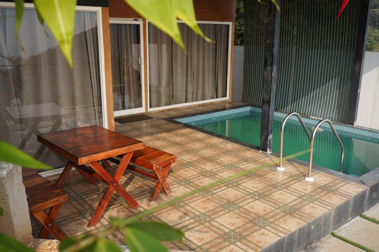 Mount Stratus Resort Vayalada Balussery Exterior foto